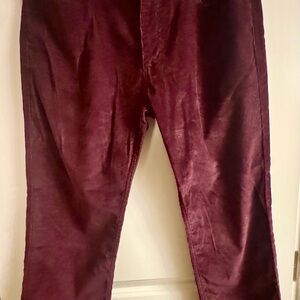Levi's Women's Burgundy Corduroy Straight Leg Pants